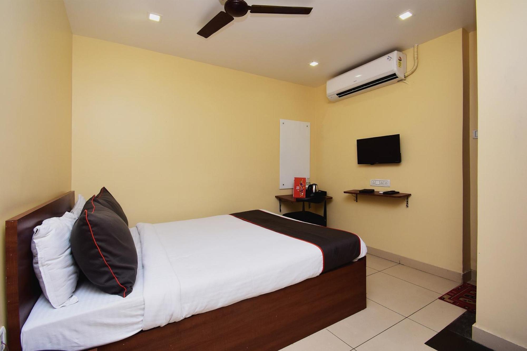 Super Collection O Gokul Residency Near Emami City Dumdum Opposite Raja Palace Hotel Dam Dam ภายนอก รูปภาพ